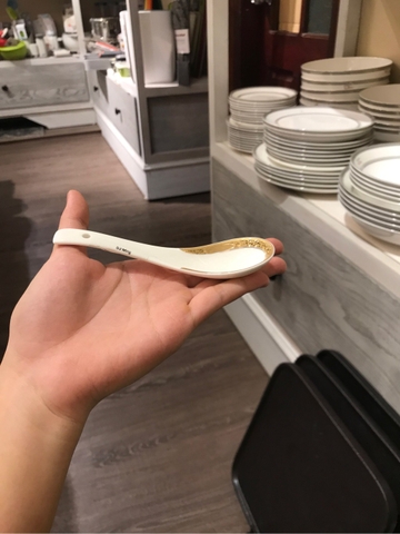 Thìa sứ Hoàng gia anh