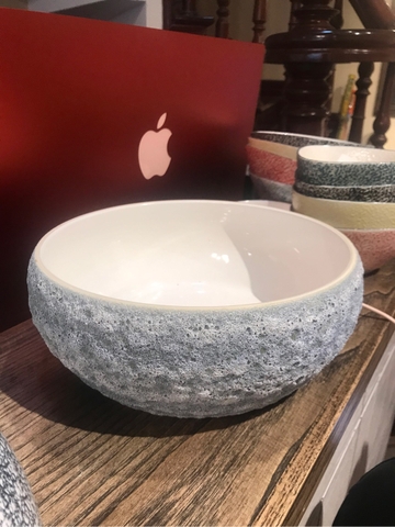 Tô tròn dầy 25 x 9.5 cm sọc ngang xanh phun san hô