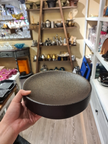 Khay tròn bằng 24x6cm màu đen (không vệt)