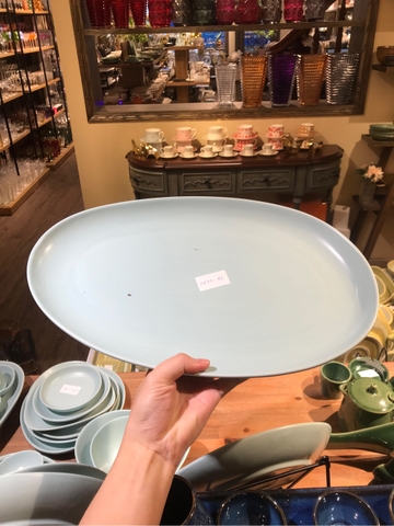 Dĩa Oval 42x27cm xanh Lục Bảo