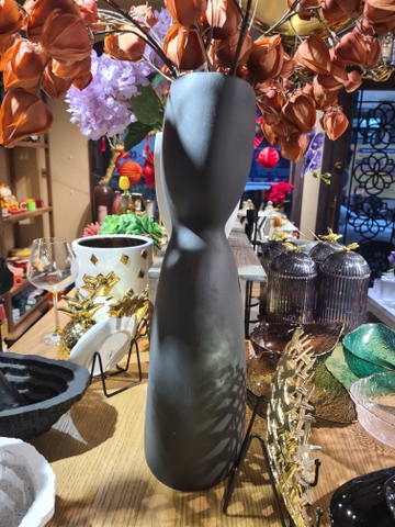 Lọ thủ công BNW