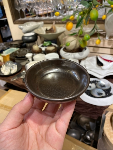 Chén Chấm Tròn 3.5inch Ngọc Trai Đen