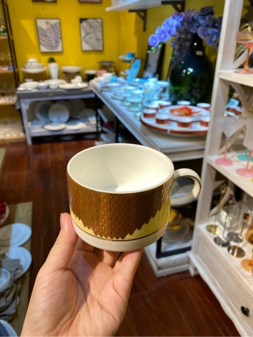 Tách trà Golden feather