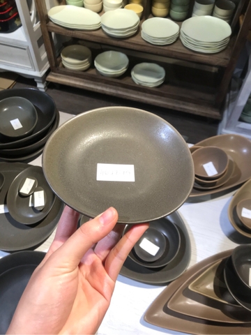 Dĩa 15cm màu đen trổ (matte)