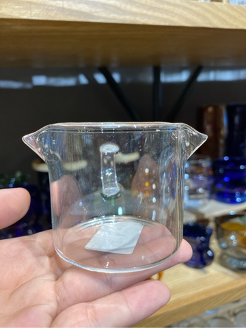 Ca đong thuỷ tinh