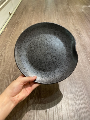 Dĩa dúng cạnh 26cm màu đen (không vệt)