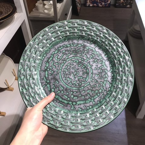 Đĩa tròn 31cm vành tre đan