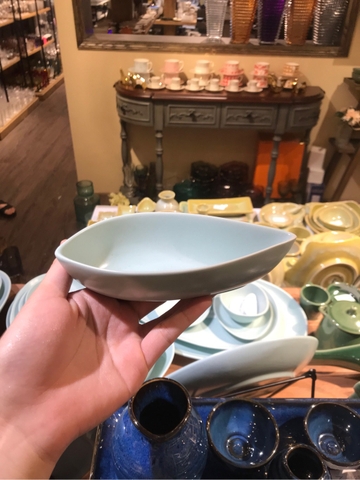 Dĩa dài 16x8cm xanh Lục Bảo