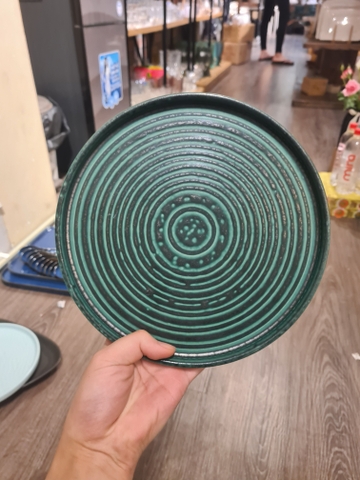 Đĩa tròn vành đứng 22cm