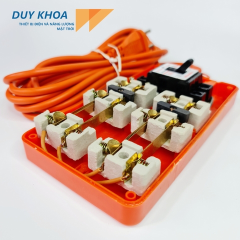 Ổ Cắm Điện Chịu Tải 6 Lõi Sứ Có CB30A Vinamax