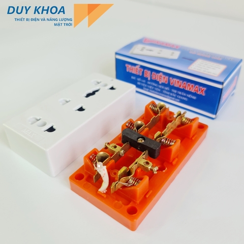 Ổ Cắm Điện 3 Cửa Đa Năng Đế cam Có màng che VINAMAX