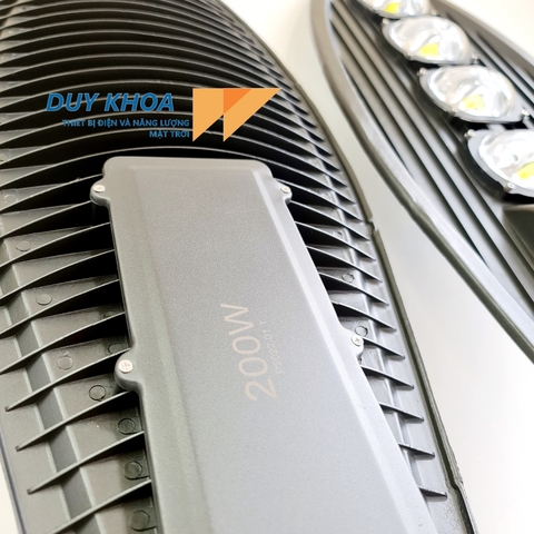 Đèn đường Chiếc lá 200w