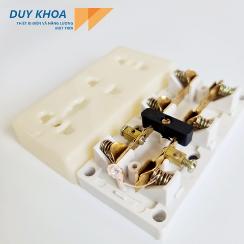 Ổ cắm 3 đa năng không dây Đế Trắng và Đế Đen Vinamax