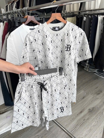Set chữ B