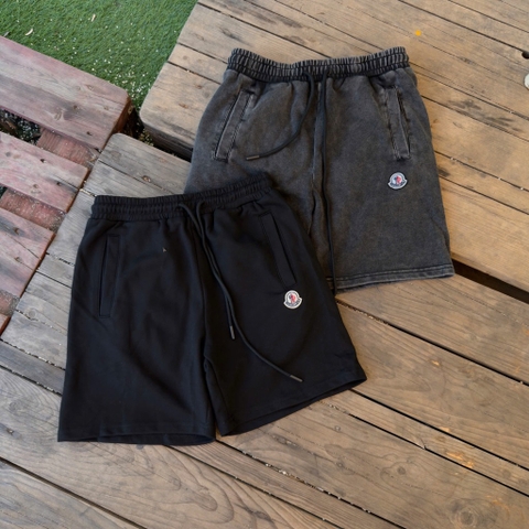 Quần ngố nỉ moncler