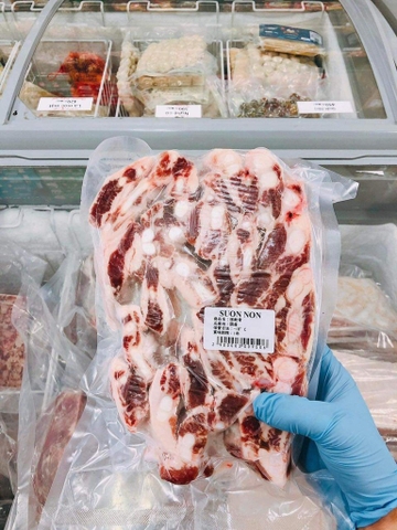 Sườn Non (豚バラ先軟骨)