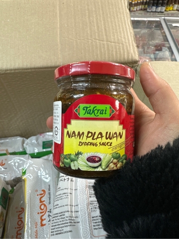 Mắm thái chấm xoài