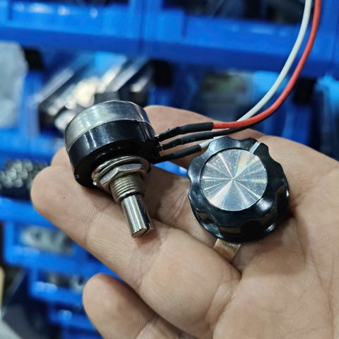 Núm Điều Áp Điều Chỉnh Áp Suất Máy Phun Sơn 395 /490 /495 /595 Minh Phát