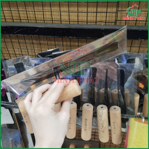 🔧 Dao Bay Trét Sơn Bột Bả Cán Gỗ Minh Phát Dụng Cụ Thi Công Sơn,Bả,Trang Trí
