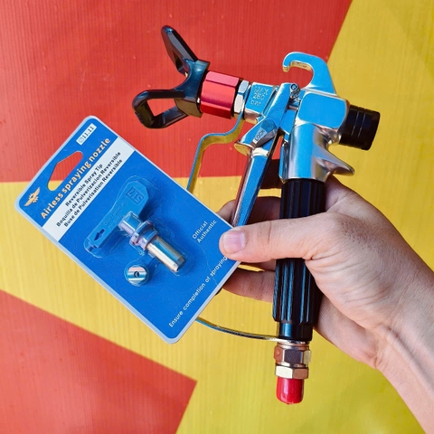 SÚNG PHUN SƠN ANZEN T 500