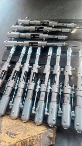 Xi Lanh Máy Phun Bột Trét Thủy Lực GK6 Minh Phát, Trục Bơm Piton Máy Phun Bột Đặc Minh Phát