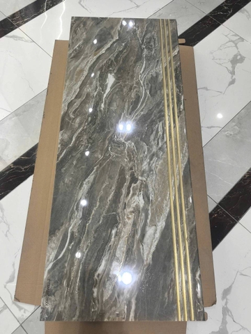 Gạch bậc cầu thang vân đá khắc kim 47x120cm