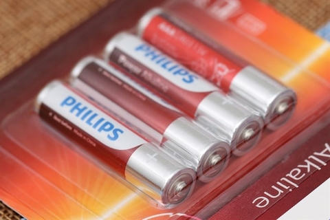 Pin Philips Alkaline AAA 1,5V vỉ 4 viên