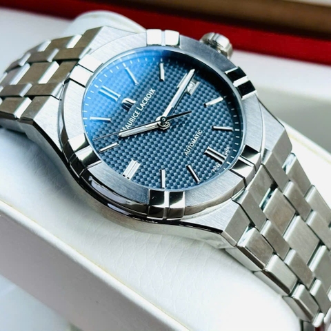 ĐỒNG HỒ NAM MAURICE LACROIX AIKON BLACK 42MM AI6008-SS002-330-1 (AI6008SS0023301)