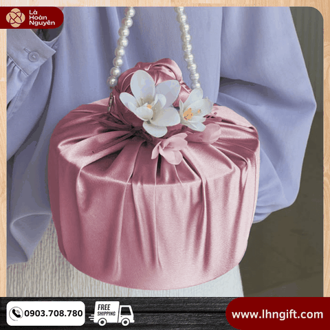 SET QUÀ 08/03 - NÉT LỤA LÀ - CHÀO MỪNG NGÀY QUỐC TẾ PHỤ NỮ