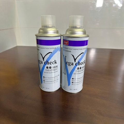 Chế phẩm mega - check treatment tẩy sạch kim loại (450ml/chai)
