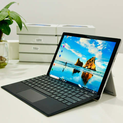 Surface Pro 5 intel core i7 7660U, Ram 16GB, SSD 512GB,  Likenew (đã bao gồm bàn phím) - 1796