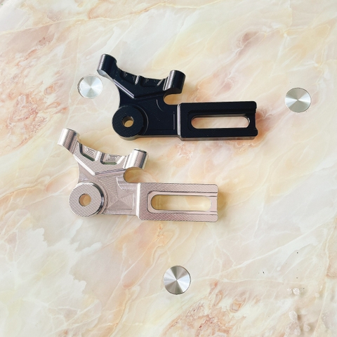 Pát sau Winner/Sonic heo lỗ trụ 682 xài đĩa 220mm