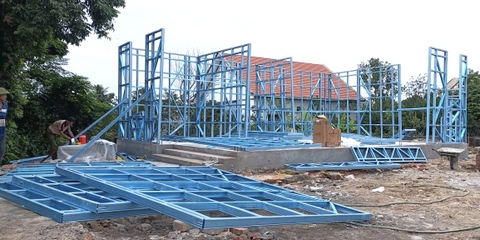 Lắp Ráp Khung Thép G550 Mạ Hợp Kim – Giải Pháp Nhà Lắp Ghép Bền Vững, Chính Xác & Tối Ưu Chi Phí