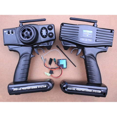 Bộ điều khiển 2.4GHz 2 kênh cho xe thuyền RC