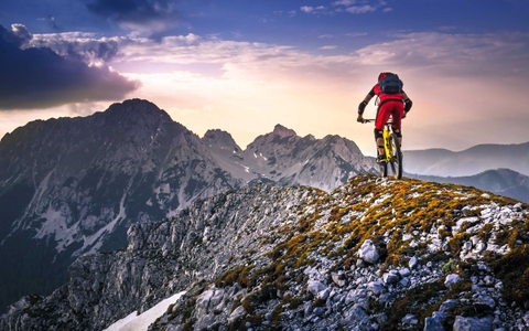 Chính Sách Bảo Hành Và Đổi Trả Linh Kiện Xe Điện Feros