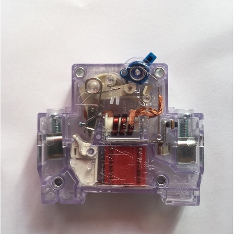 APTOMAT CB 40A TRONG SUỐT CHUYÊN DỤNG CHO XE ĐẠP ĐIỆN VÀ XE MÁY ĐIỆN, ĐIỆN 1 CHIỀU