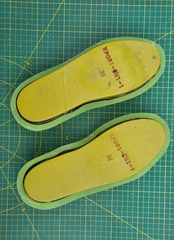 Khuôn ép dán đế ( giá thợ )