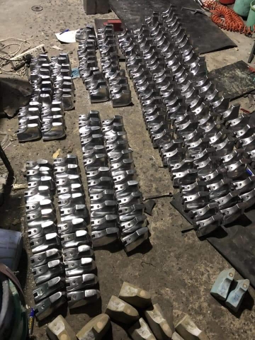 Khuôn nhôm định hình gót nóng/ lạnh ( giá thợ )