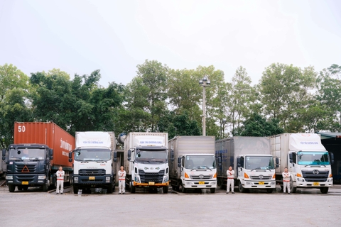 Xe giao hàng theo tuyến