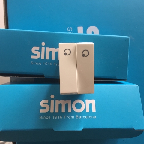 Hạt công tắc kép 1 chiều size S 16A (Trắng) Simon K1 K110S