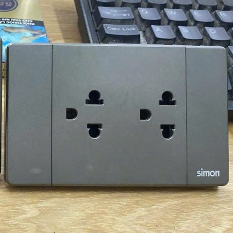 Simon K9 - Bộ ổ cắm đôi 3 chấu thường (grey) 594201-61