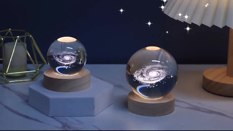 ĐÈN NGỦ QUẢ CẦU PHA LÊ 3D THỦY TINH NHIỀU HÌNH ẢNH ĐẸP VÀ ĐỘC ĐÁO