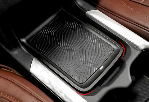 Sạc điện thoại không dây thiết kế cho CR-V 2017- 2022 mẫu phía sau