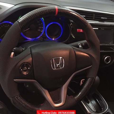 Vô lăng sợi carbon HR-V