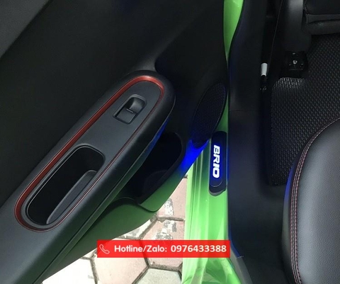 Nẹp bước chân có đèn Honda Brio