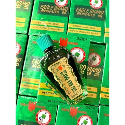 Dầu gió xanh con ó 2 nắp Eagle Brand Medicated Oil 24ml của Mỹ