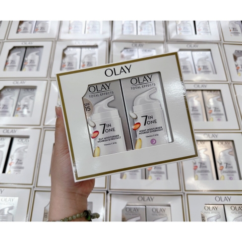 Set kem dưỡng Olay UK ngày đêm