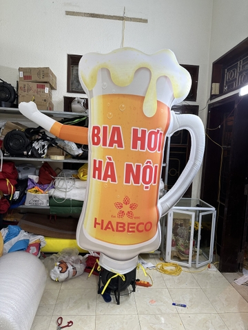 Rối Hơi vẫy tay quảng cáo Quán Bia