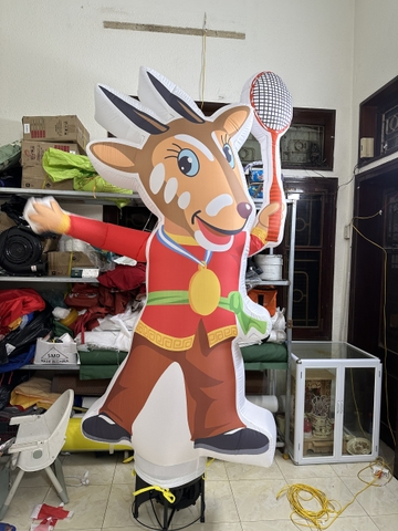 Rối Hơi vẫy tay quảng cáo Cửa Hàng Vợt Cầu Lông