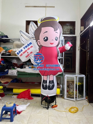 Rối Hơi Thiên Thần vẫy tay quảng cáo shop thời trang